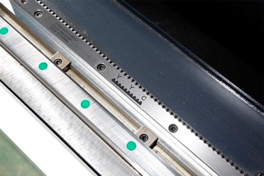 Оптоволоконна лазерна різка ADH серії LFH