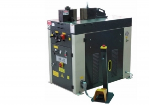 Горизонтальний гідравлічний прес Sahinler  серії  HP